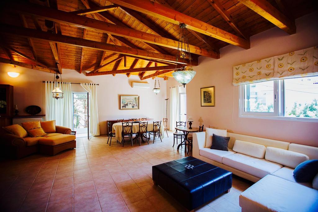 Loft Near The Beach Loutráki Zewnętrze zdjęcie
